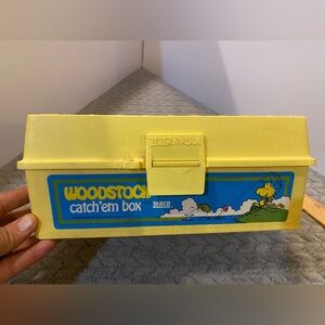 1965 Peanuts Woodstock Catch 'em Child's Fishing Tackle Box Empty